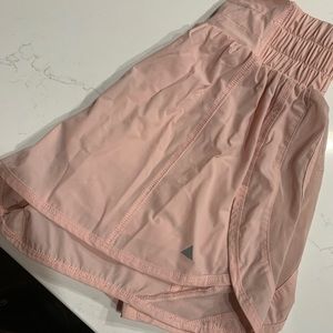 Balance Athletica Breeze Shorts Size Smal